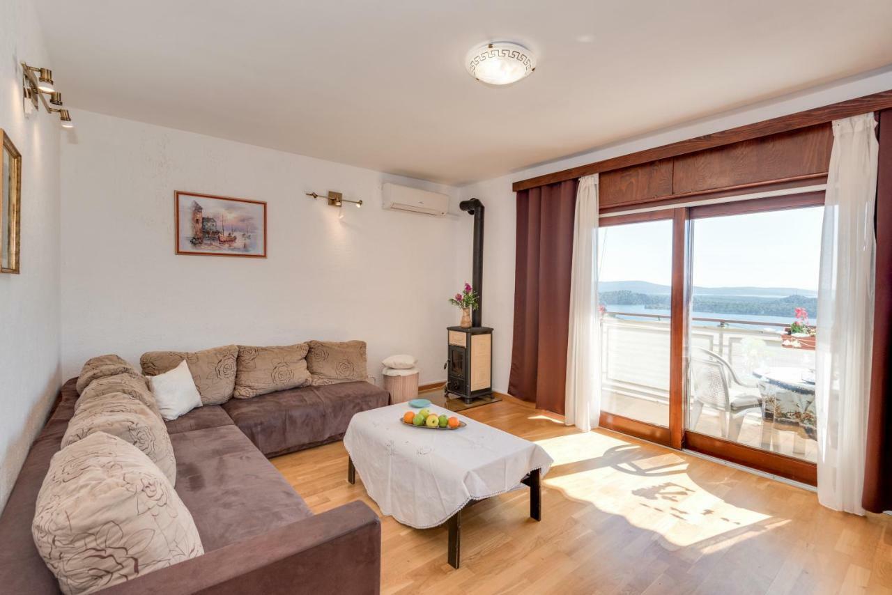 Lara Apartment Šibenik Kültér fotó